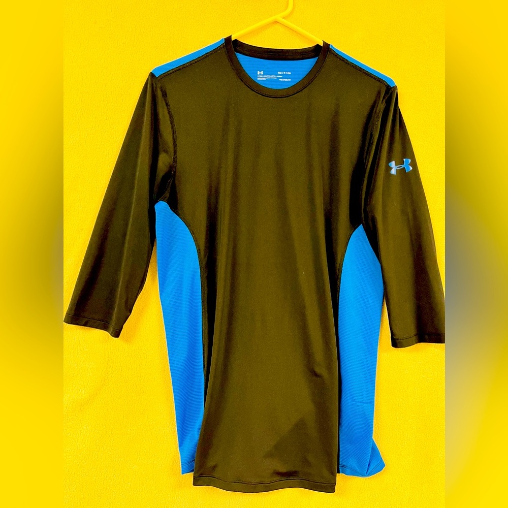 Under Armour Heat Gear Fitted Small Shirt